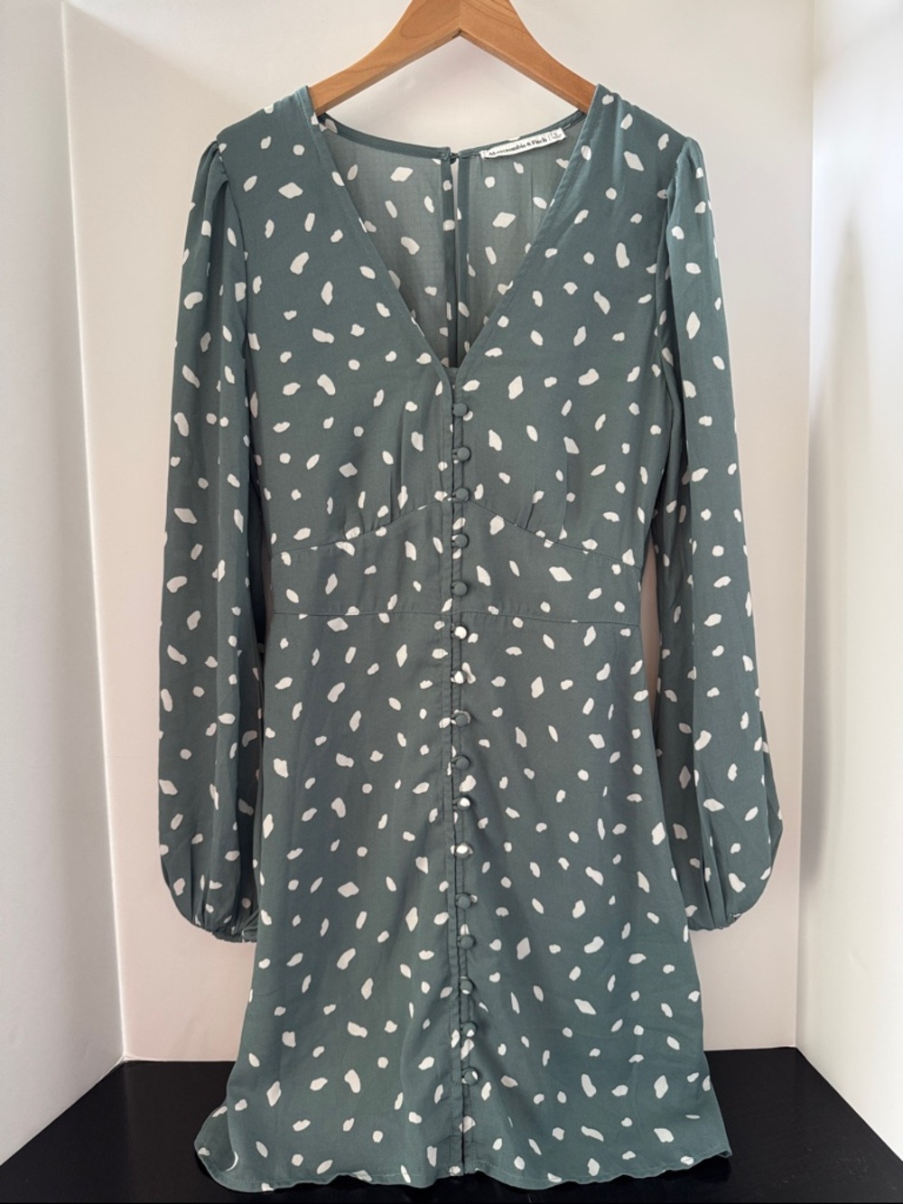 Abercrombie & Fitch Sage Green w/White Dot Pattern Mini Dress Long Sleeve Size S